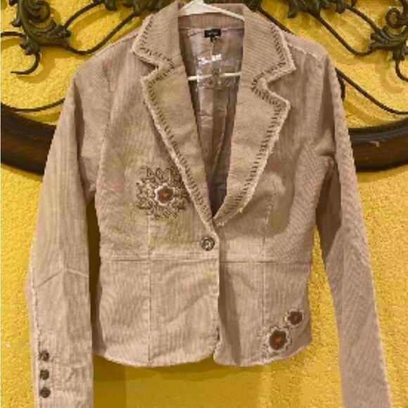 Aziz Burgundy Jacket Size S NWT - Picture 3 of 9